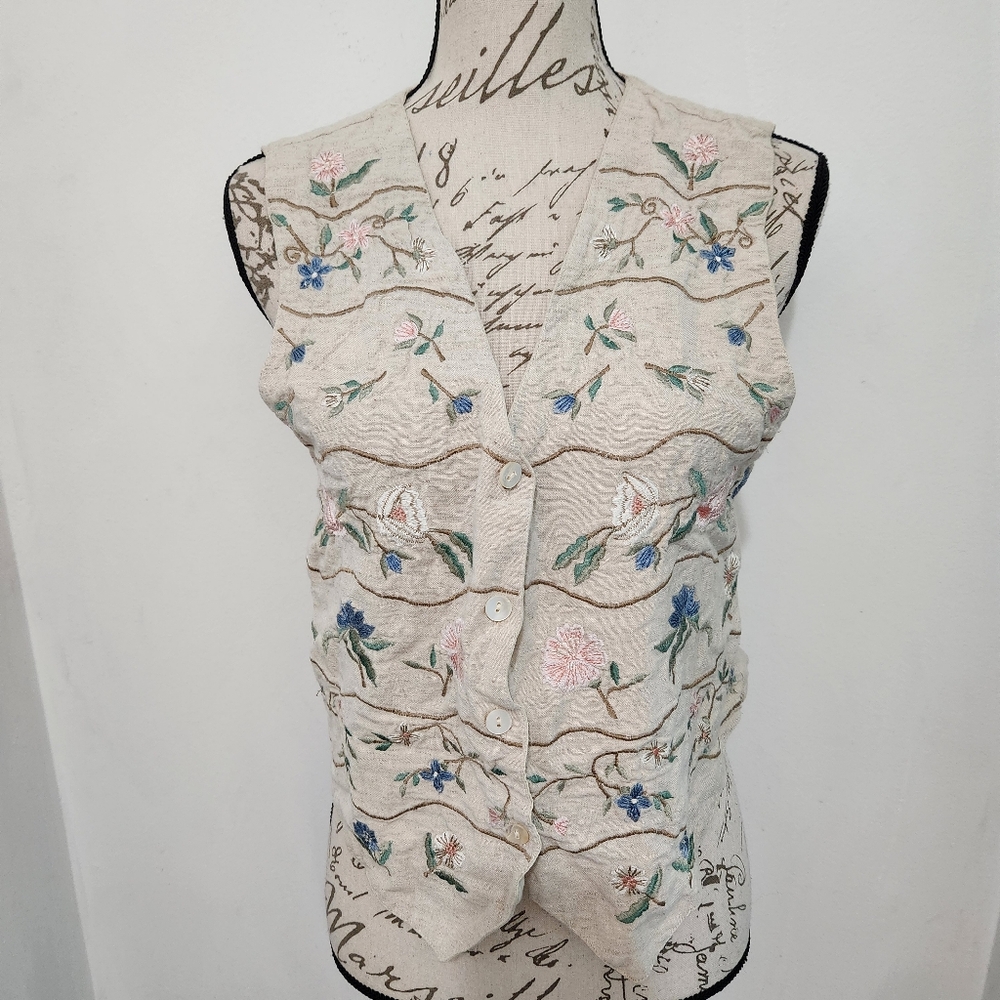 Y2K Blue Spruce Beige Floral Vest. Size Medium.